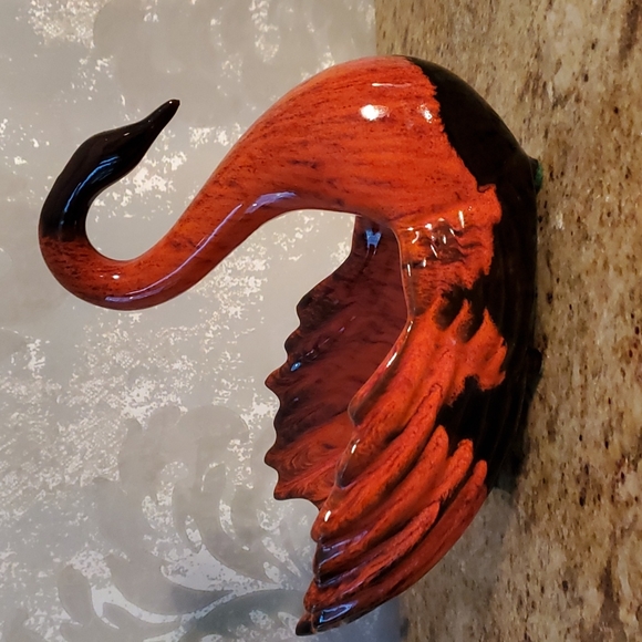 Vintage pottery Evangeline Canada swan dish - Picture 3 of 11